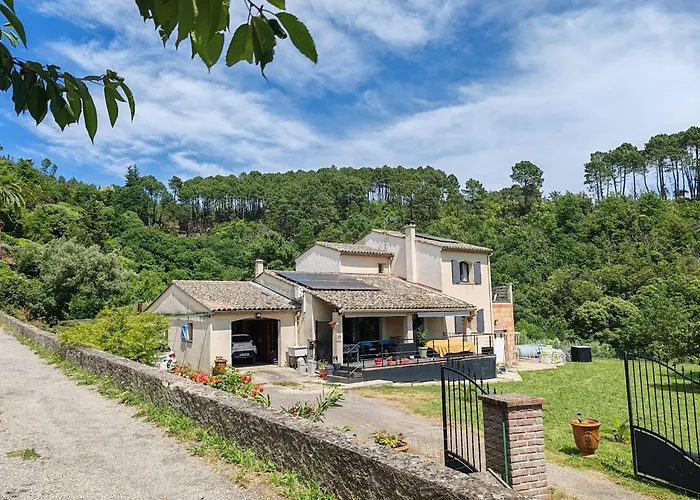 Les Chataigniers Appartement Meuble